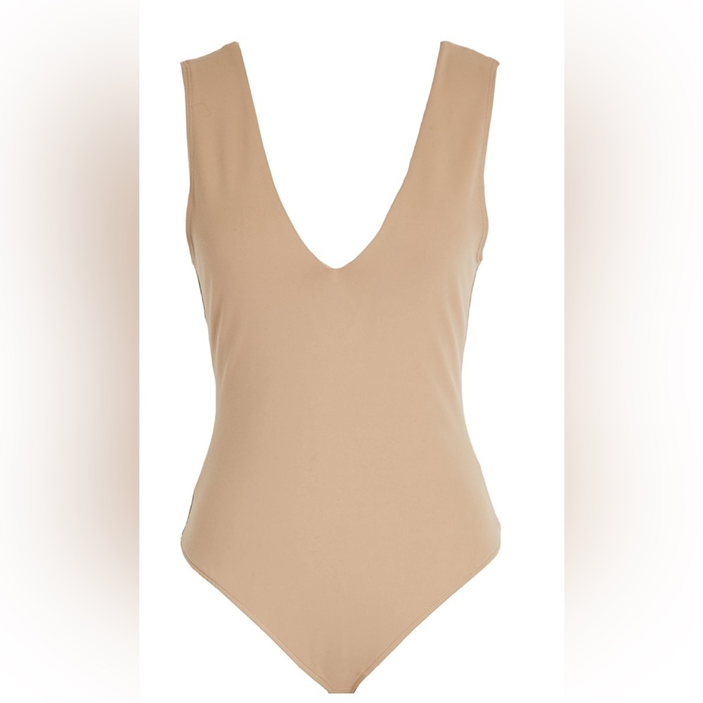 Free people-v neck body suit. Slim fit.